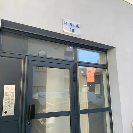 Apartament Le 18 Dhuoda Nîmes